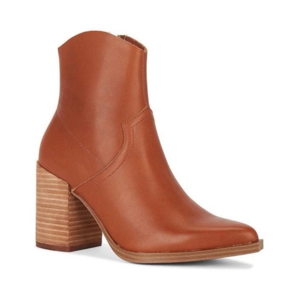 New Steve Madden Cate Leather Bootie Size 9M